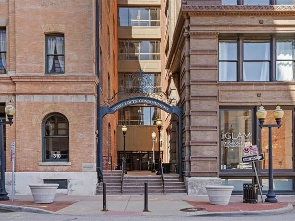 308 W 8th Street, Unit 712, Kansas City, MO 64105