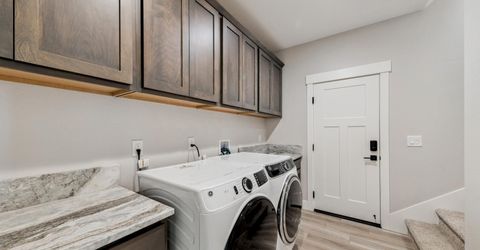 1521 Stephanie Way, Minden, NV 89423 Photo