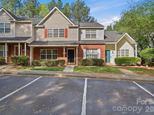 10142 Forest Landing Drive, Charlotte, NC 28213