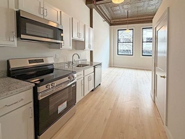 105 Paige St, Unit 216, Lowell, MA 01852