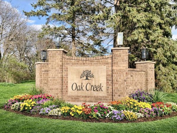35 Oak Creek Drive , Yorkville, IL 60560