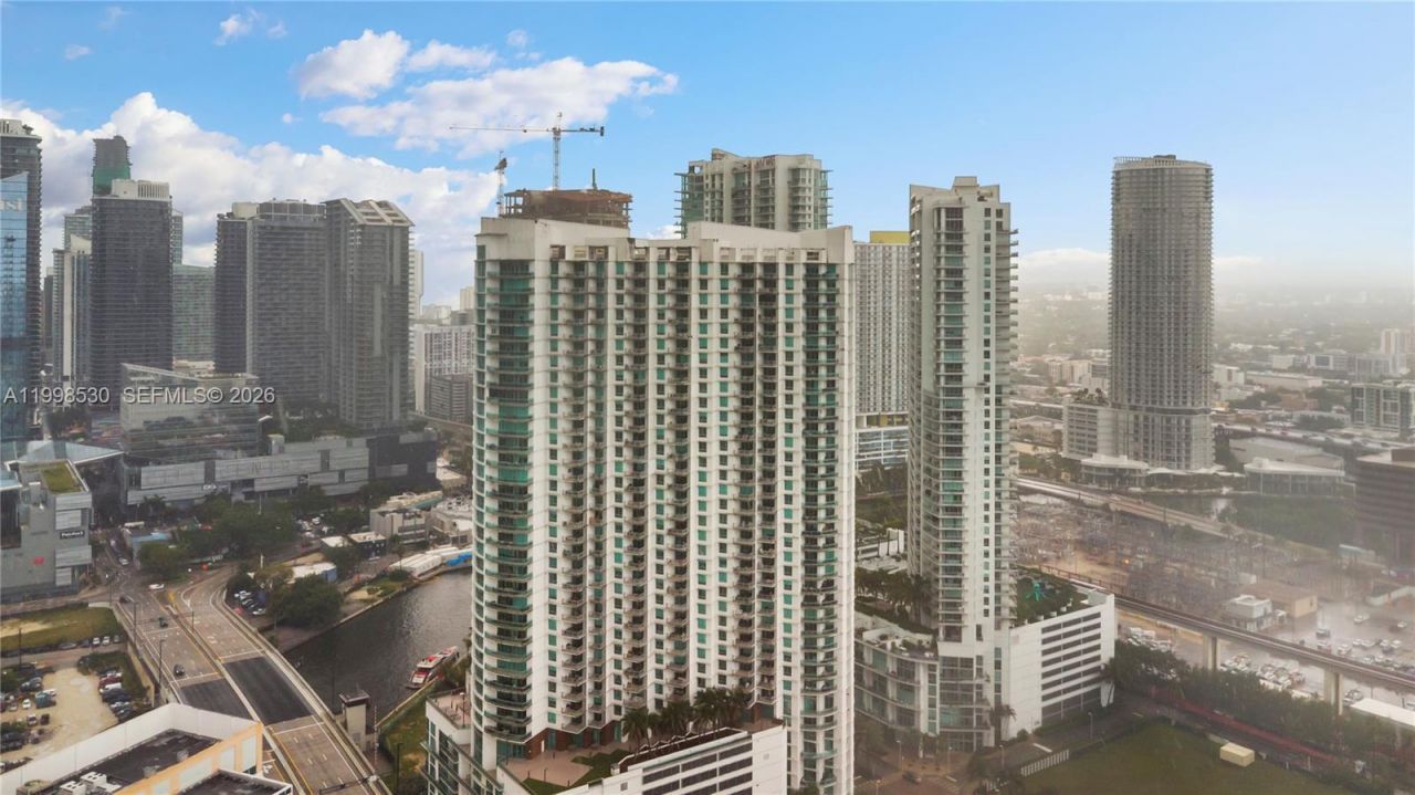 350 S Miami Ave, Unit 3413, Miami, FL 33130 Photo