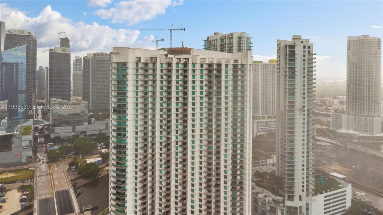 350 S Miami Ave, Unit 3413, Miami, FL 33130 Photo