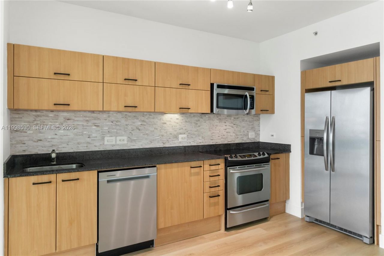 350 S Miami Ave, Unit 3413, Miami, FL 33130 Photo