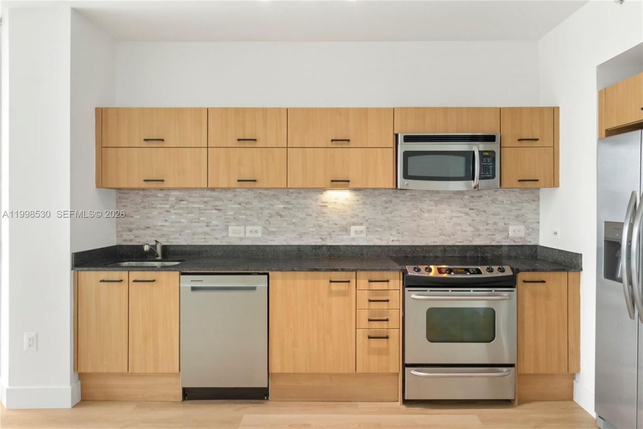 350 S Miami Ave, Unit 3413, Miami, FL 33130 Photo