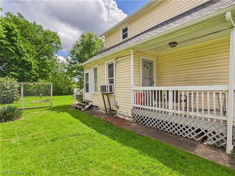 665 Kling Street, Akron, OH 44311 Photo 2