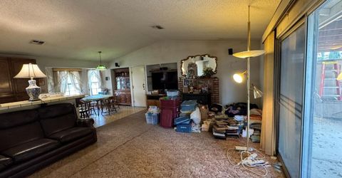 1461 E D St, Oakdale, CA 95361 Photo