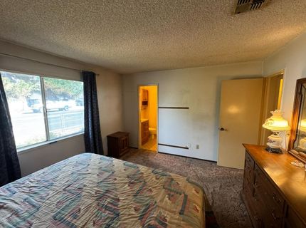 1461 E D St, Oakdale, CA 95361 Photo