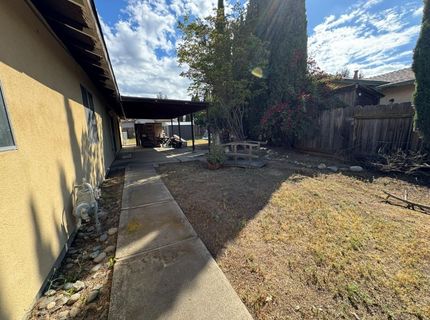 1461 E D St, Oakdale, CA 95361 Photo