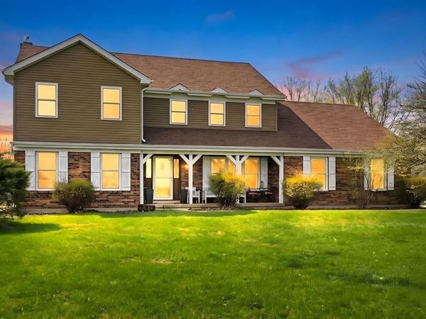 8N316 Mcgough Road, Maple Park, IL 60151