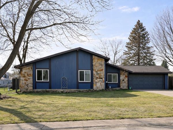 1104 Crestview Drive, Angola, IN 46703