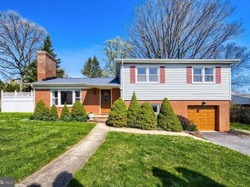 114 Seminary Avenue E, Lutherville Timonium, MD 21093 Main Photo