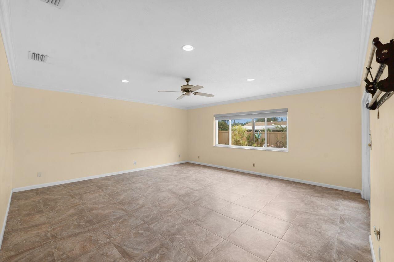 1915 NE 208th Terrace, Miami, FL 33179 Photo