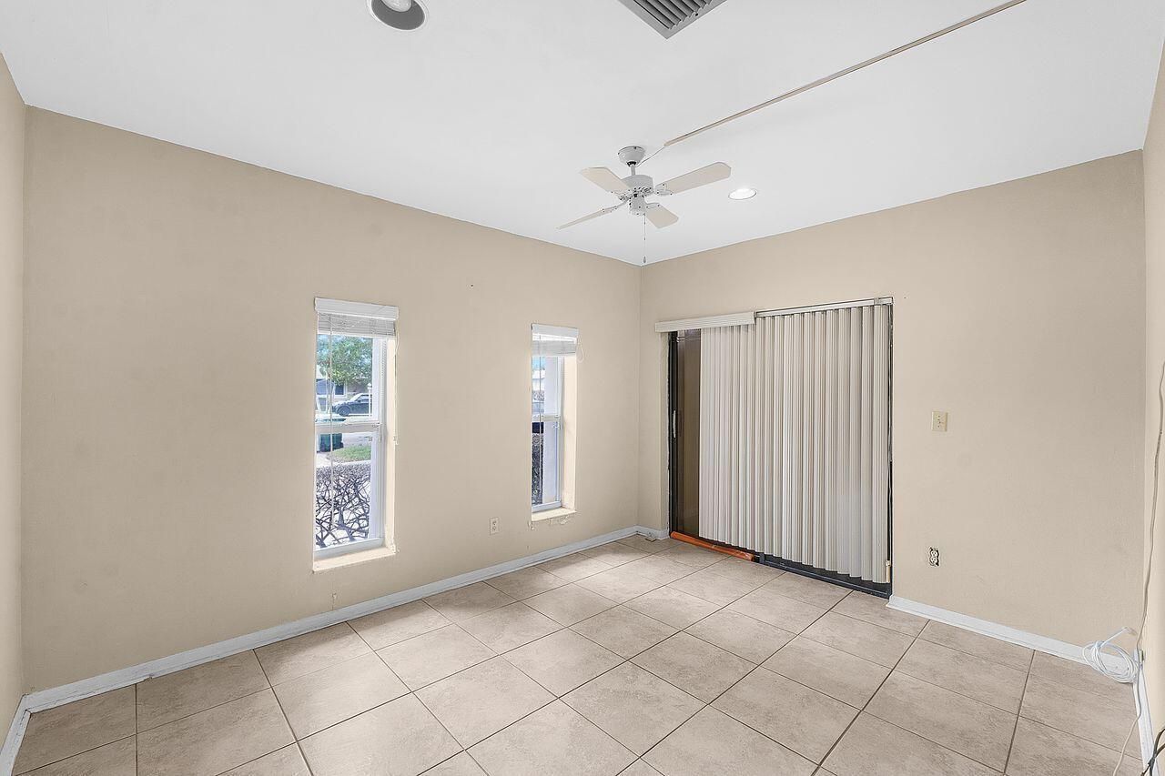 1915 NE 208th Terrace, Miami, FL 33179 Photo