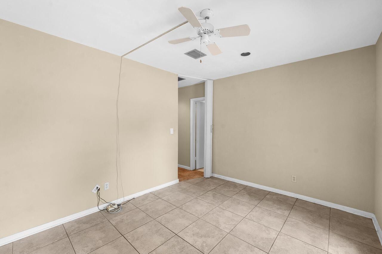 1915 NE 208th Terrace, Miami, FL 33179 Photo