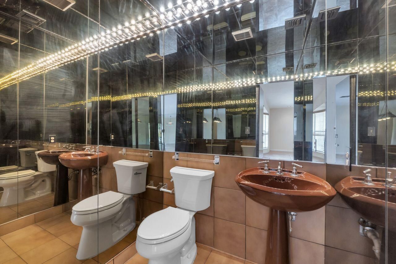 1915 NE 208th Terrace, Miami, FL 33179 Photo