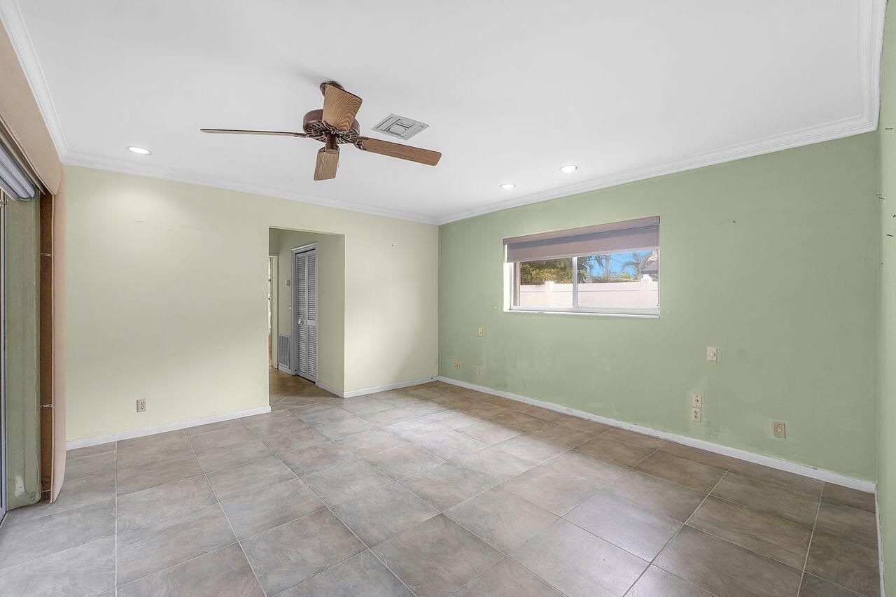 1915 NE 208th Terrace, Miami, FL 33179 Photo