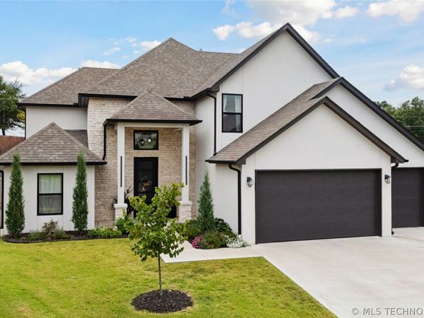 9248 E 80th Place, Tulsa, OK 74133