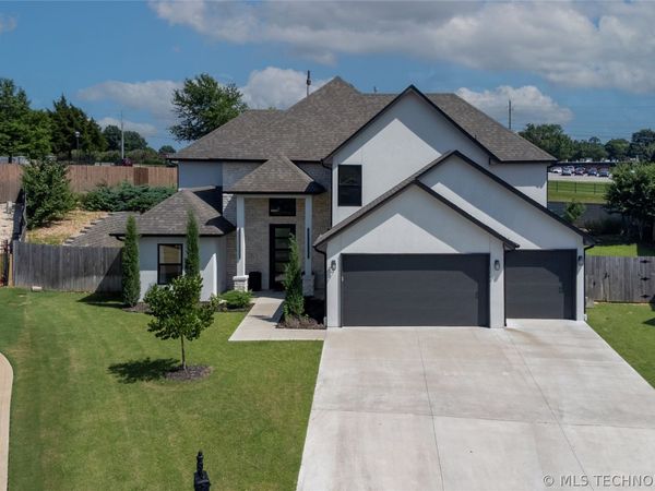 9248 E 80th Place, Tulsa, OK 74133