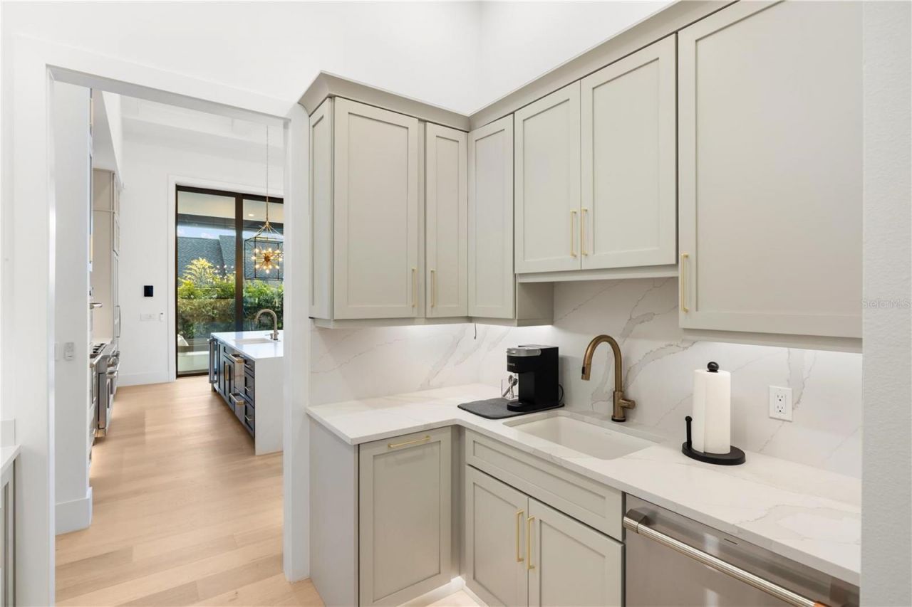 1800 Webber Street, Sarasota, FL 34239 Photo