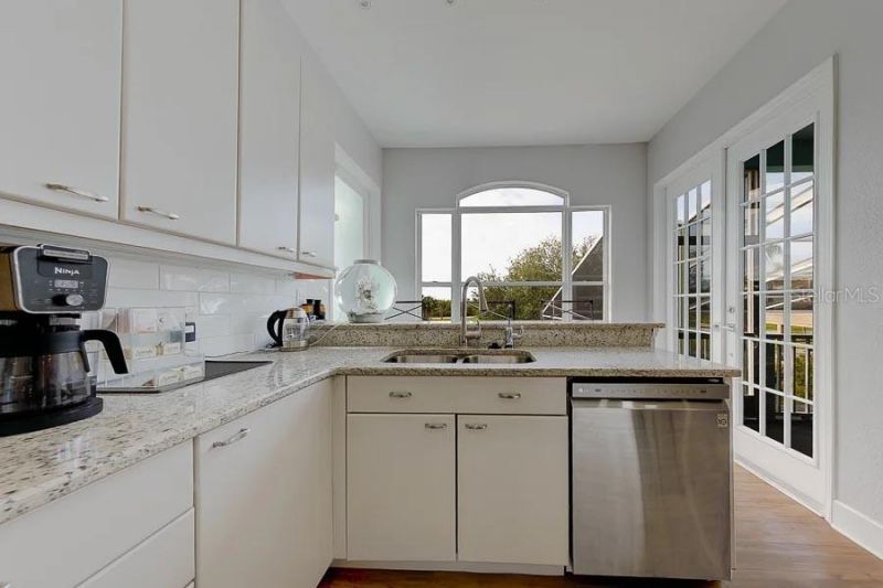 2106 Pelican Court, Tarpon Springs, FL 34689 Photo