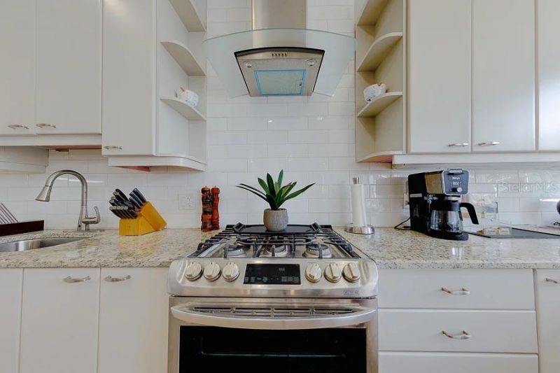 2106 Pelican Court, Tarpon Springs, FL 34689 Photo