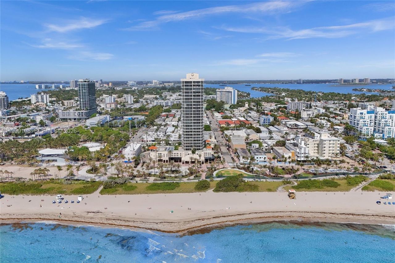 7330 Ocean Ter, Unit 8-C, Miami Beach, FL 33141 Photo