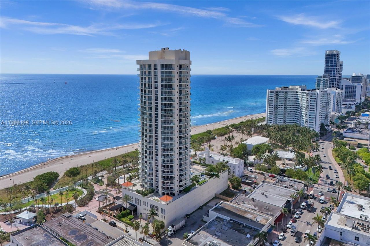 7330 Ocean Ter, Unit 8-C, Miami Beach, FL 33141 Photo