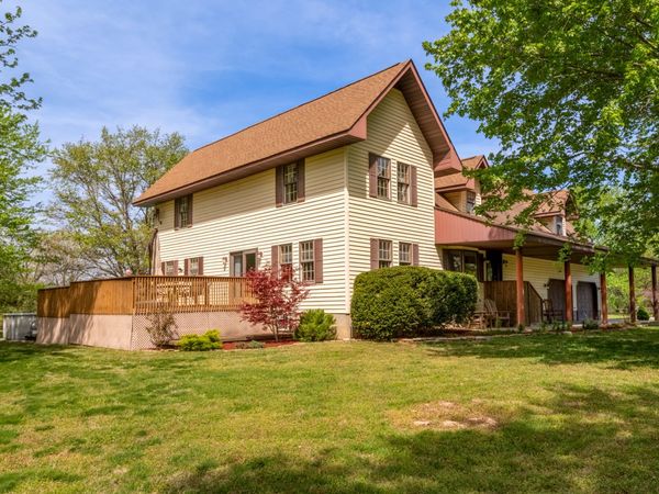 18199 Pittsburg Road , Marion, IL 62959