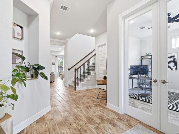 12452 Upton Park, San Antonio, TX 78253