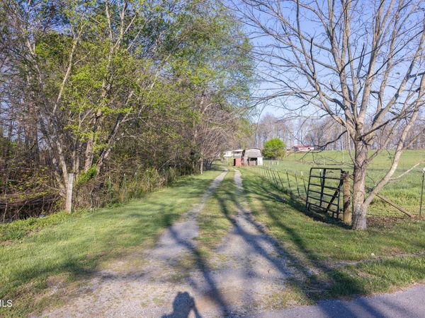 55 Kay Miller Lane, Chuckey, TN 37641