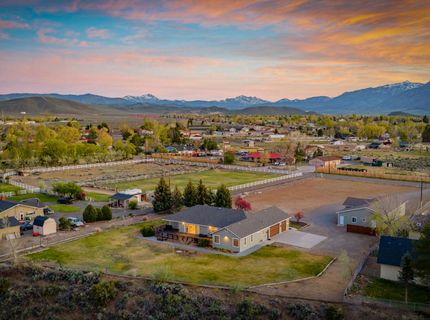 969 Riverview Drive, Gardnerville, NV 89460 Photo