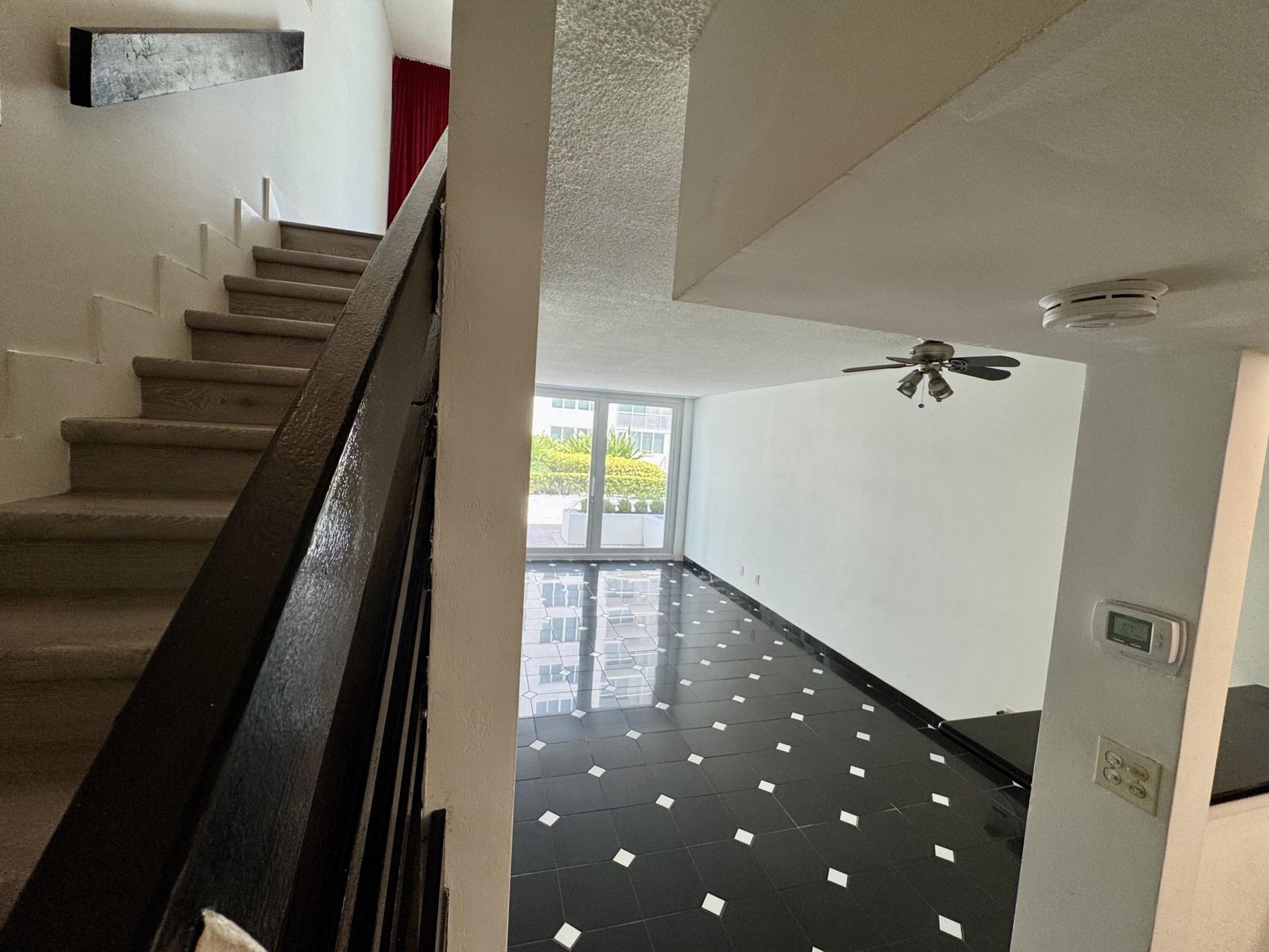 5401 Collins Avenue, Unit Apt 144, Miami Beach, FL 33140 Photo