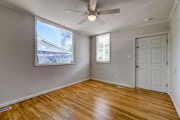 5877 Kirkwood Avenue photo 4