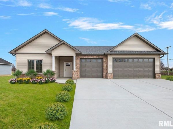 2932 Happy Landing Drive, Springfield, IL 62711