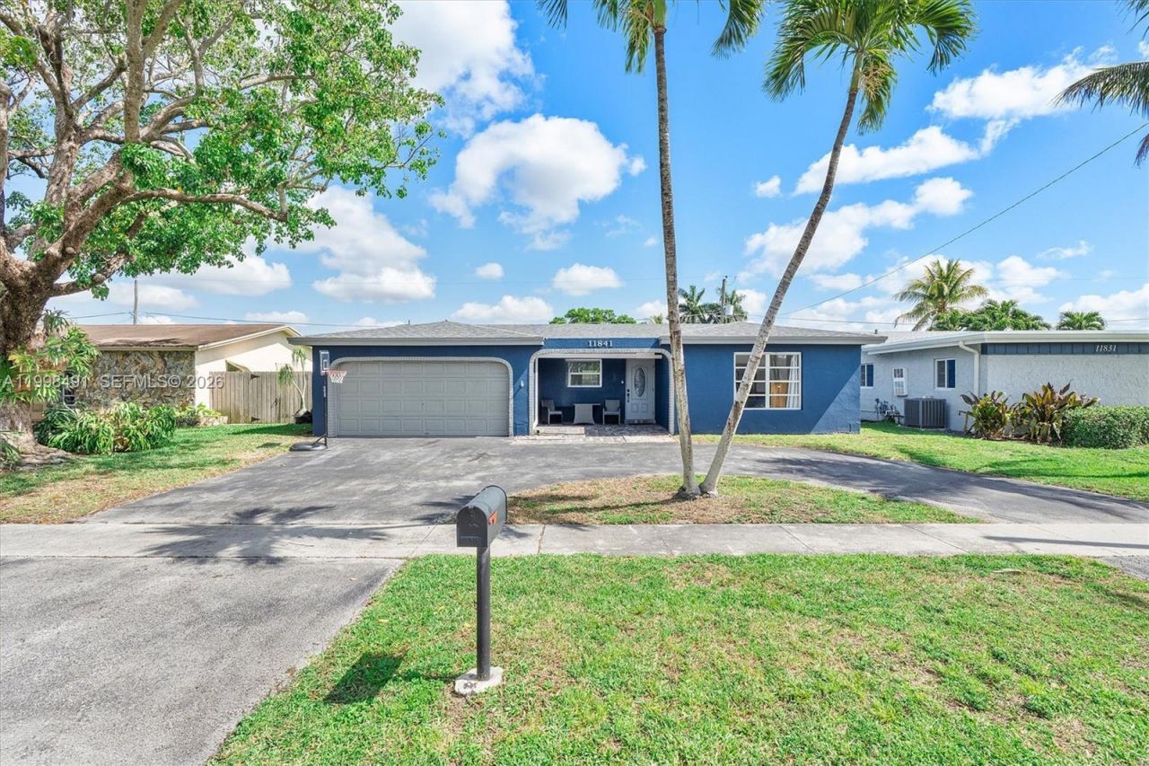 11841 NW 30th Pl, Sunrise, FL 33323 Photo