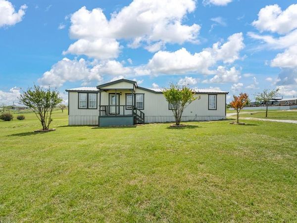 5509 Texas Street, Joshua, TX 76058
