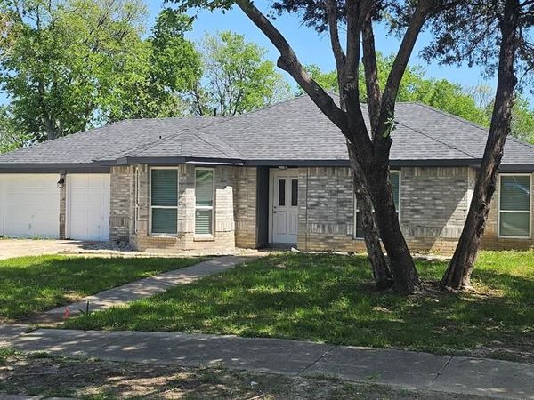 3604 Lily Lane, Rowlett, TX 75089