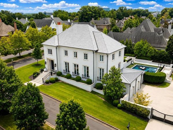 6211 DOVECOTE LN, Memphis, TN 38120