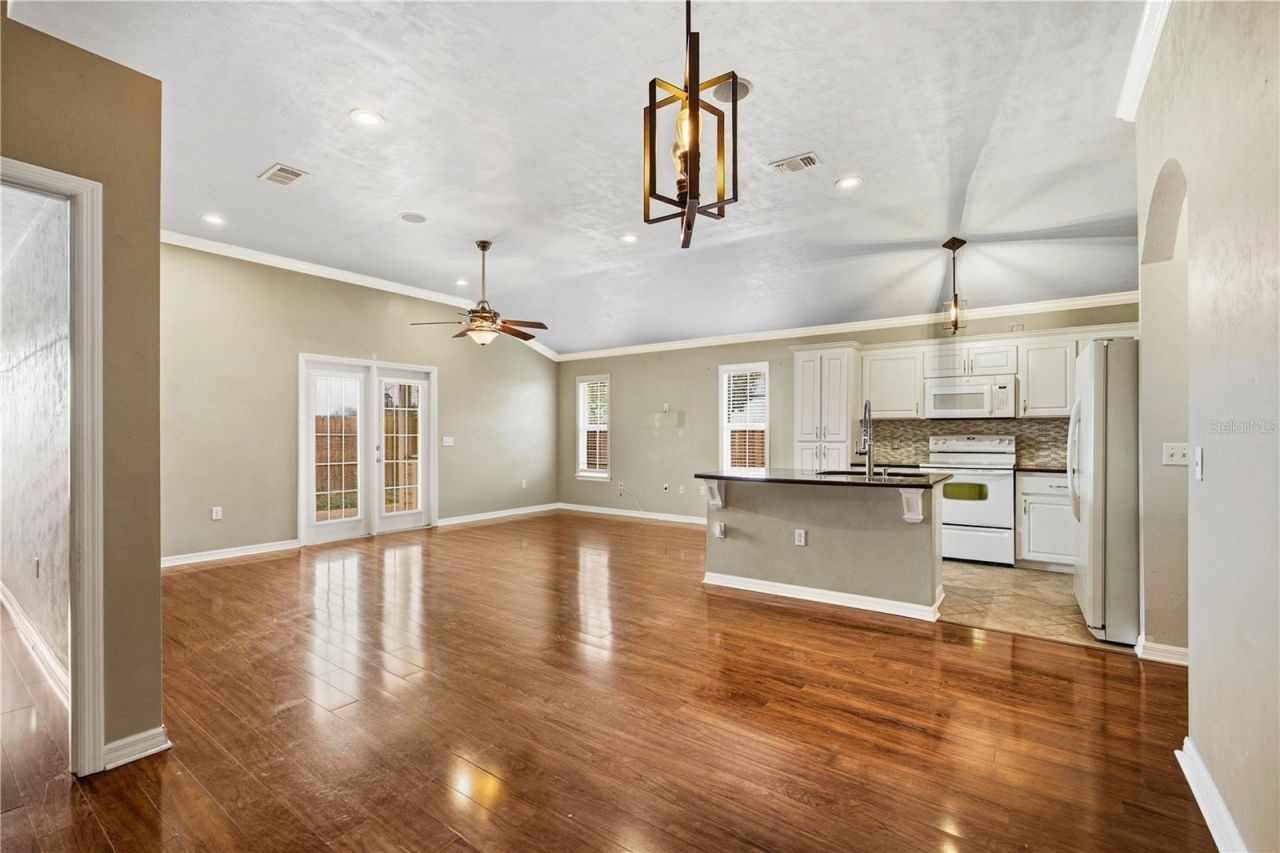 25488 NW 10th Avenue , Newberry, FL 32669 Photo