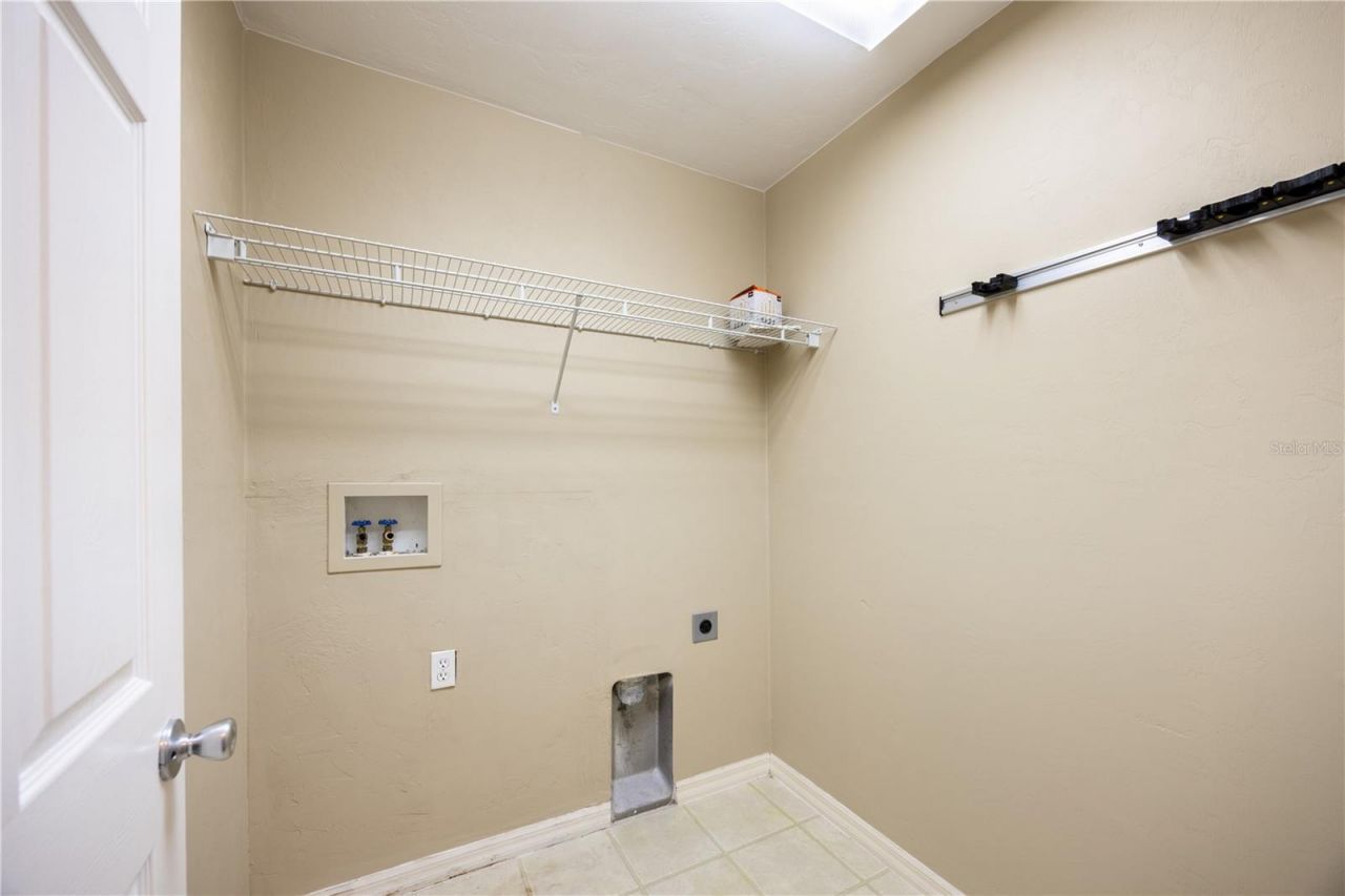 25488 NW 10th Avenue , Newberry, FL 32669 Photo