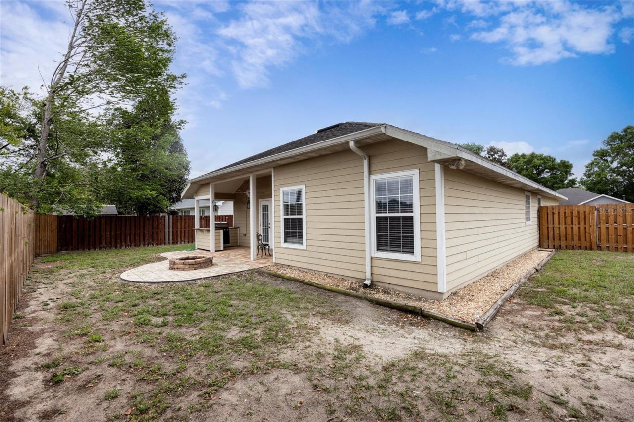 25488 NW 10th Avenue , Newberry, FL 32669 Photo