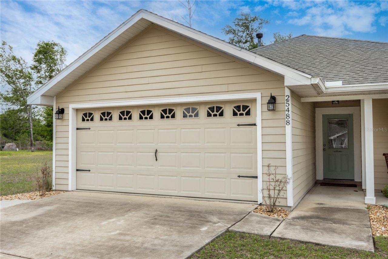 25488 NW 10th Avenue , Newberry, FL 32669 Photo