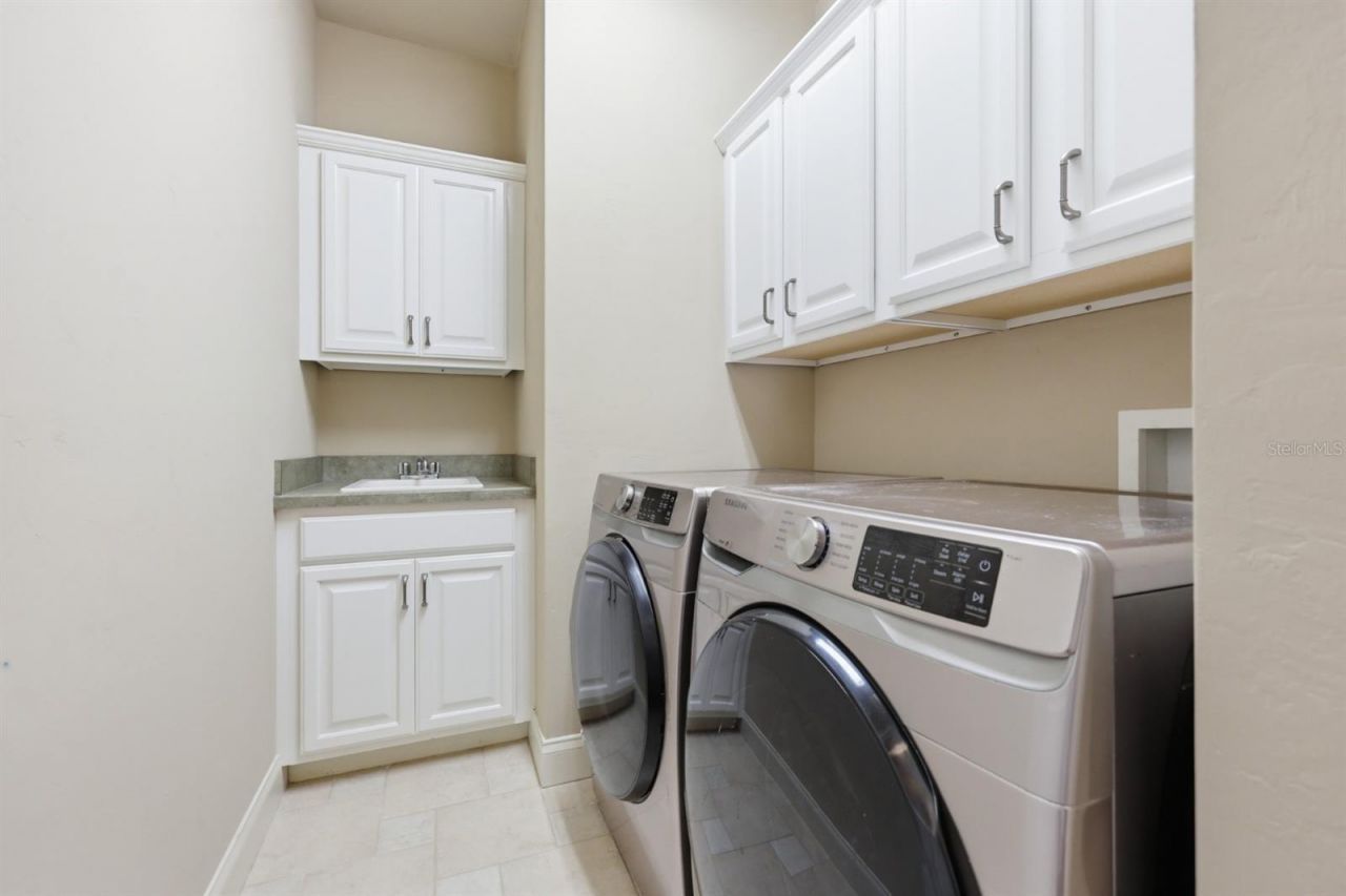 13265 SW 6th Avenue , Newberry, FL 32669 Photo