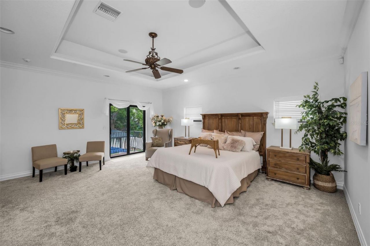 2521 Lake Ellen Drive, Tampa, FL 33618 Photo