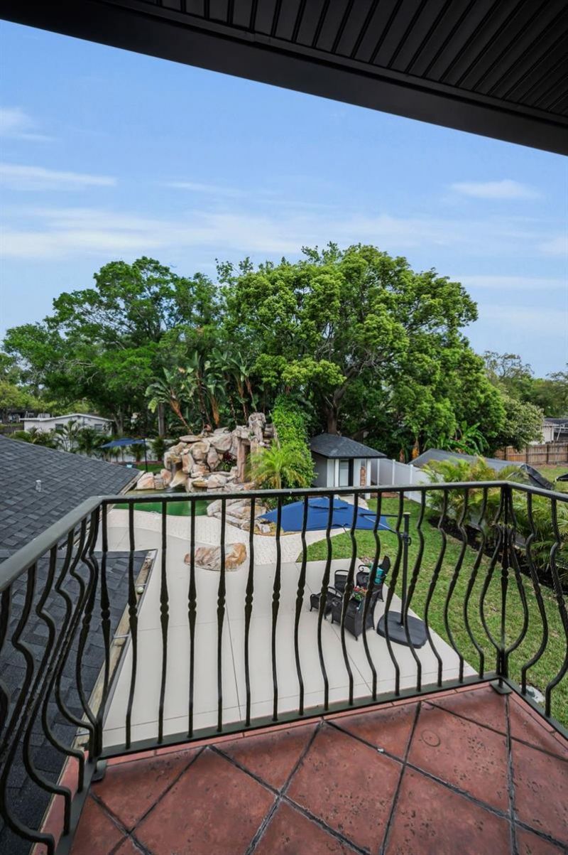 2521 Lake Ellen Drive, Tampa, FL 33618 Photo