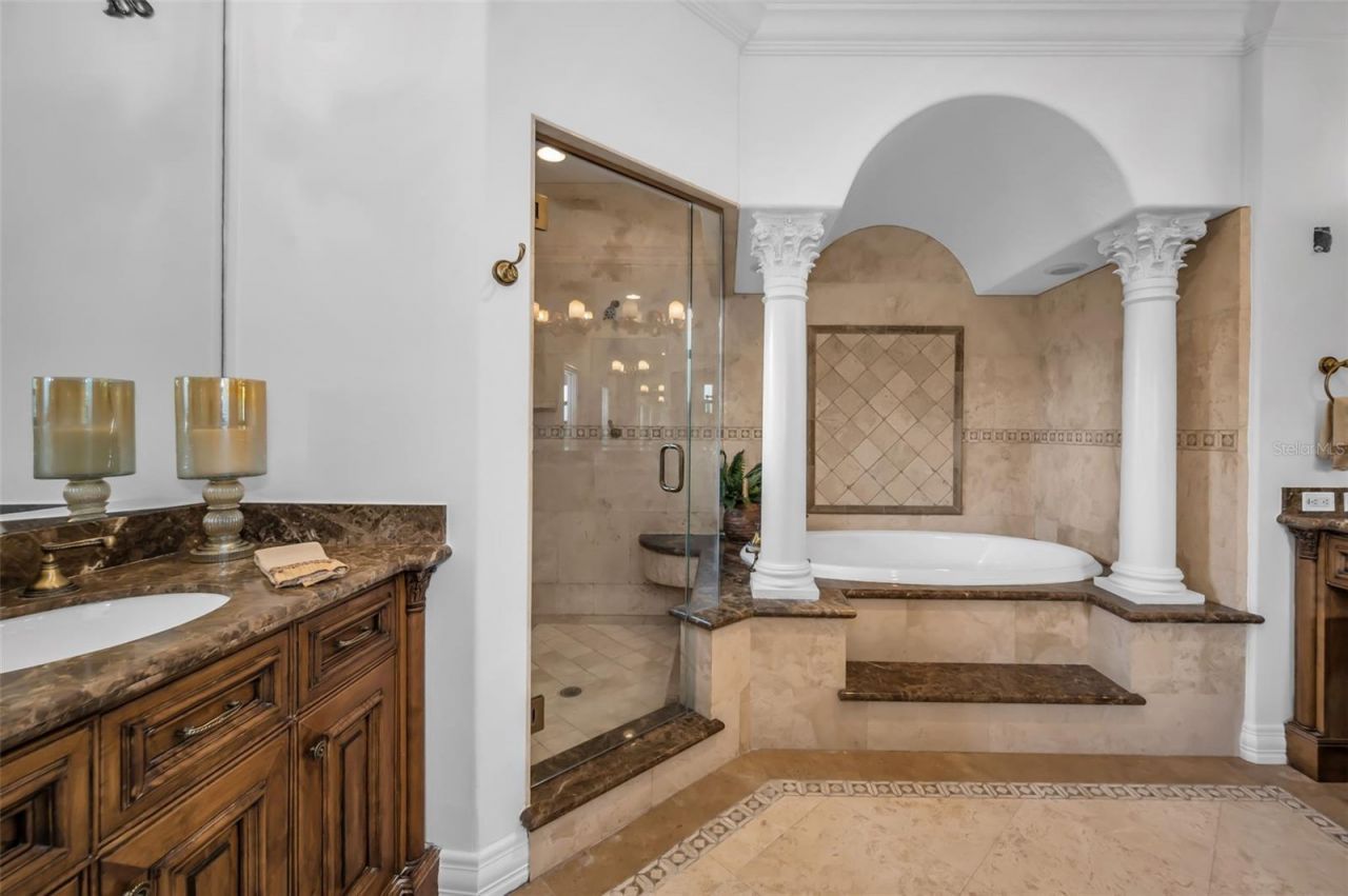 2521 Lake Ellen Drive, Tampa, FL 33618 Photo