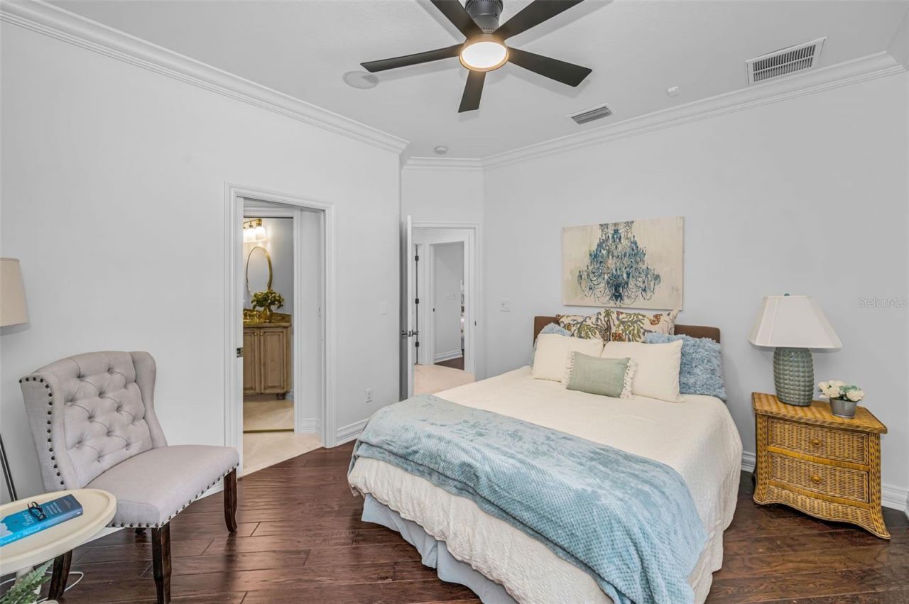 2521 Lake Ellen Drive, Tampa, FL 33618 Photo