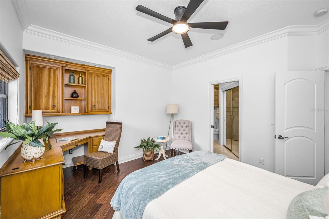 2521 Lake Ellen Drive, Tampa, FL 33618 Photo