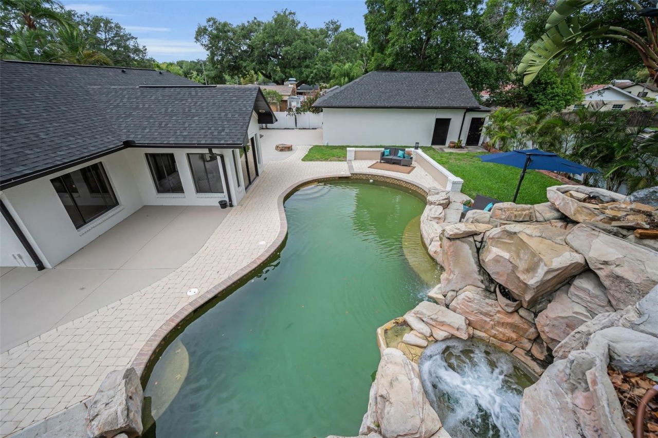 2521 Lake Ellen Drive, Tampa, FL 33618 Photo